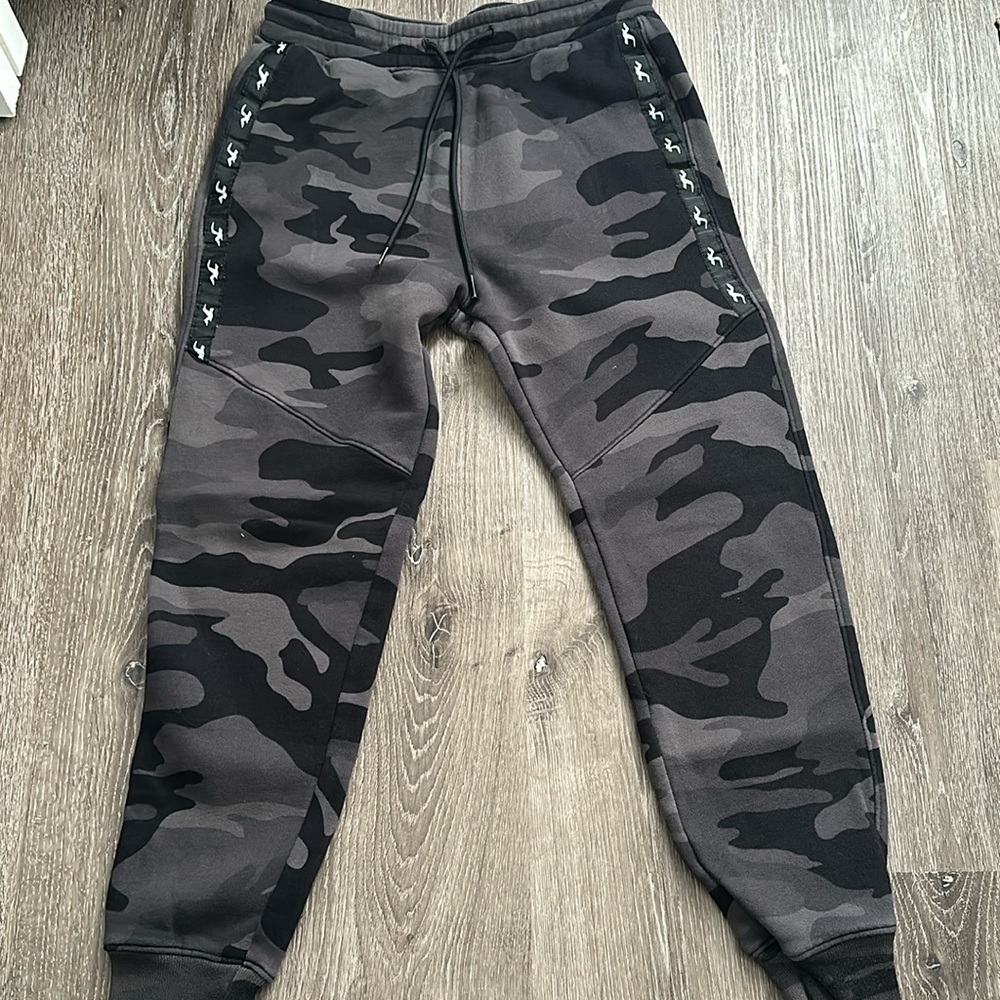 Xs men’s joggers